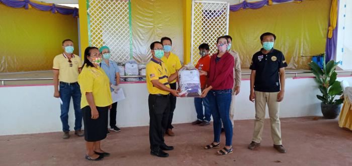 องการบิหารส่วนตำบลโนนข่า ได้จัดทำโครงการป้องกันโรคติดต่อไวรัสโคโรนา 2019 (COVID) และจัดทำหน้ากากผ้า แจกประชาชนในเขตพื้นที่ตำบลโนนข่า